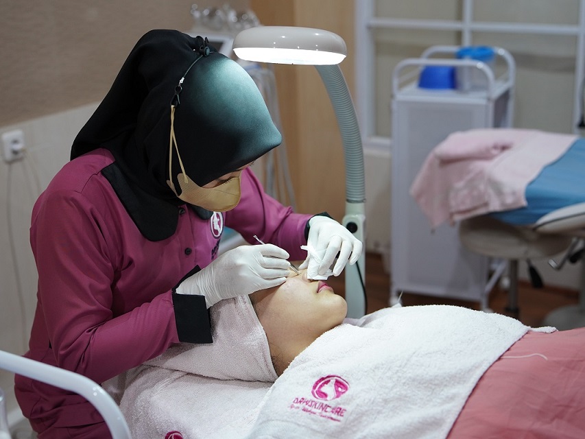 Konsultasi Gratis Setiap Perawatan Hanya Ada di Klinik DRW Skincare! Yakin Gak Tertarik?