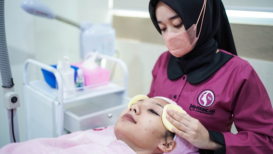Ingin Perawatan dengan Konsultasi Gratis? Gas Serbu Klinik Kecantikan Ini!